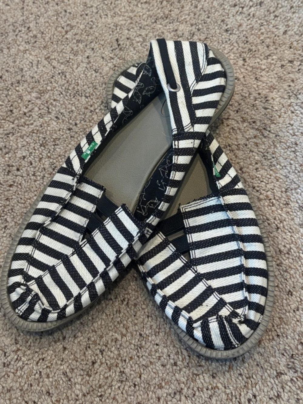 Sanuk Black & White Striped Women's Slip-On Flats